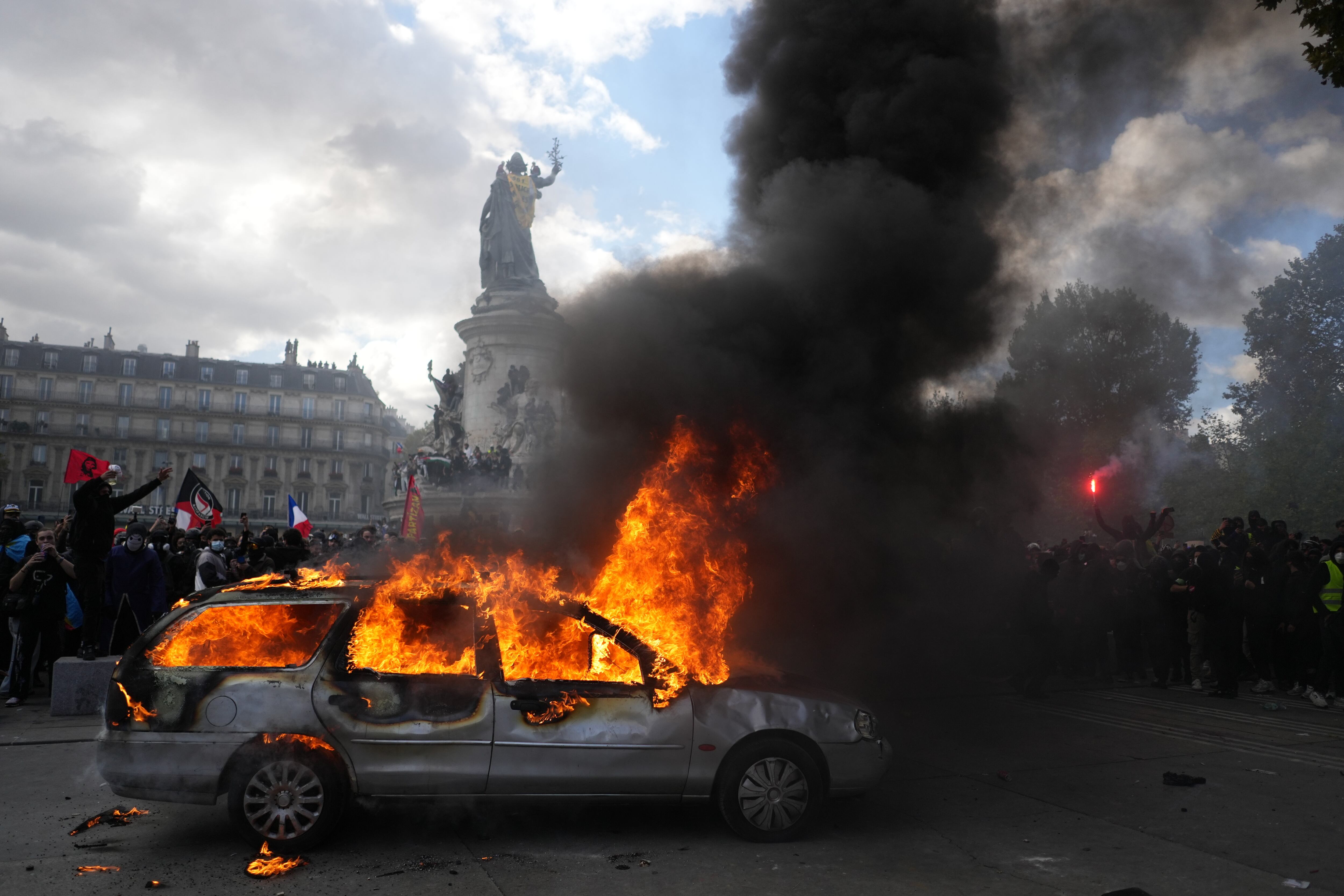NFL says Saints-Steelers Paris game will proceed as planned