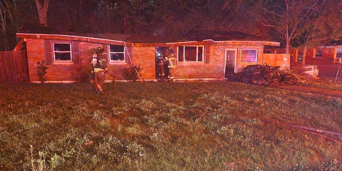 Man set fire to home to collect insurance money, authorities say