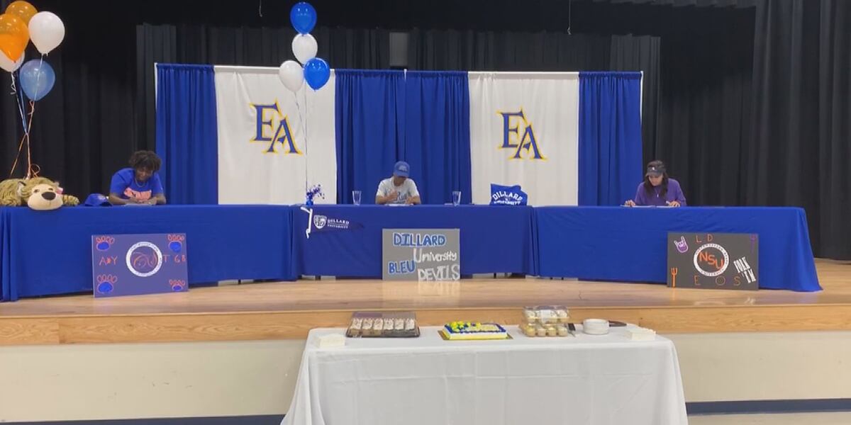 East Ascension basketball players sign scholarships
