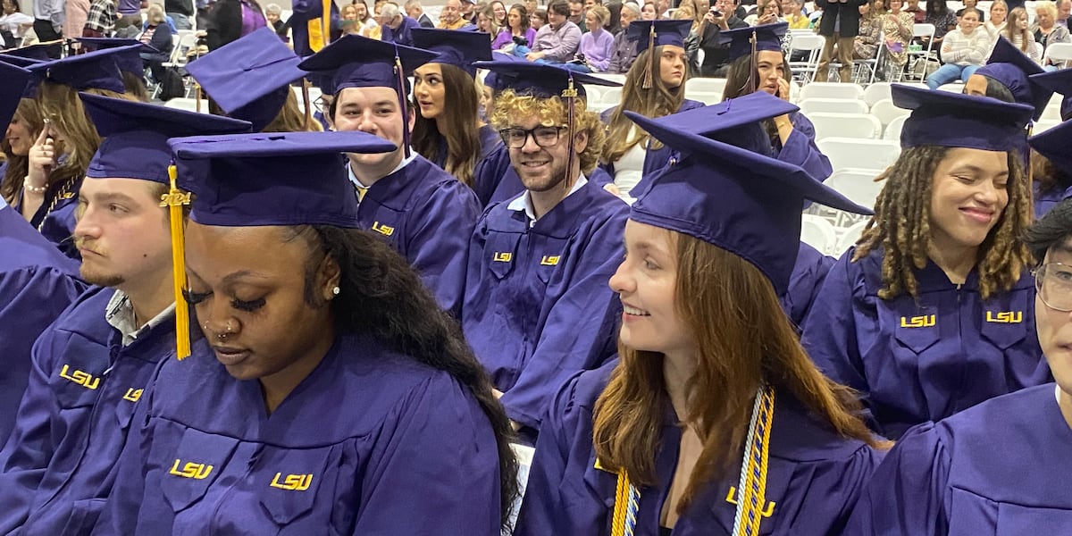 LSU awards over 2,000 degrees during fall commencement