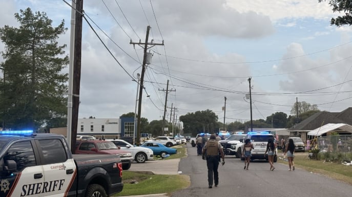 Scene la Festivalul Anului Nou Lao după incidentul rutier