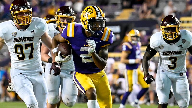 LSU wide receiver Koy Moore (2)