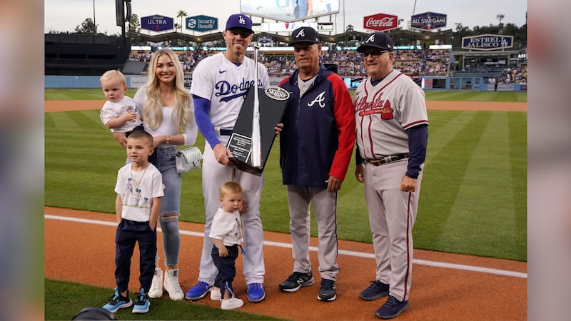 Freddie Freeman and his wife say their 3-year-old son is home from hospital after 8-day ICU stay
