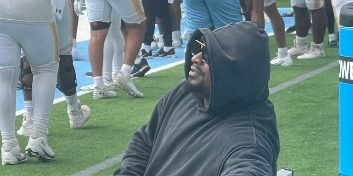 NFL’s Marshawn Lynch watches as Southern’s defense, offense show ...