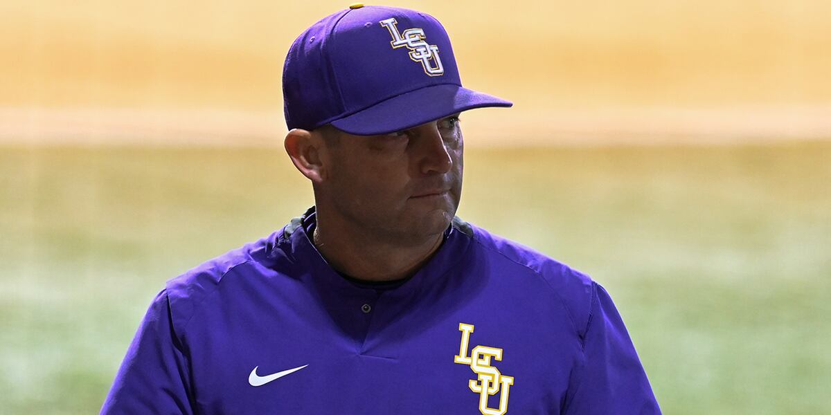 Buddy Mathis Lsu No. 1 LSU overcomes 4-run deficit to even series vs. No. 6 South Carolina