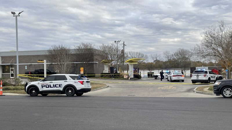 Shooting scene at Airline Highway and Prescott Road in Baton Rouge