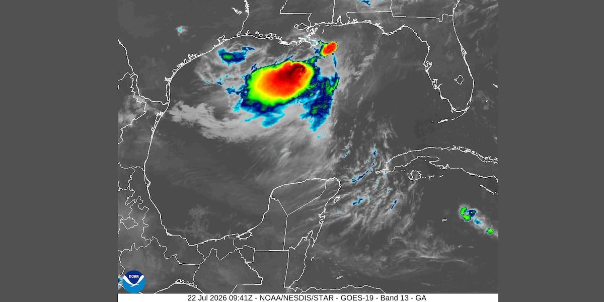 Beaches closed and sandbags filled as Tropical Storm Bertha approaches ...