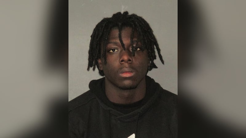 Child porn Man arrested on child porn charges, authorities say