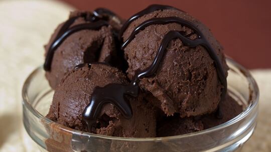 Consumer Reports Ranks Best Chocolate Ice Cream Brands In Blind Taste Test consumer-reports-ranks-best-chocolate-ice-cream-brands-in-blind-taste-test